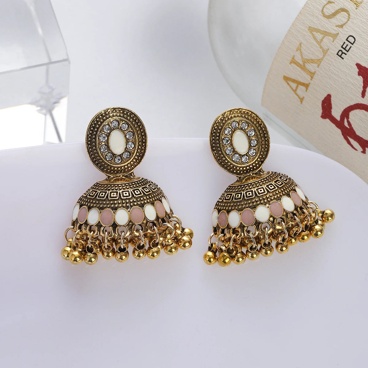 Bohemia Retro Jhumka Femmes Golden Carved Bell Tassel Earrings