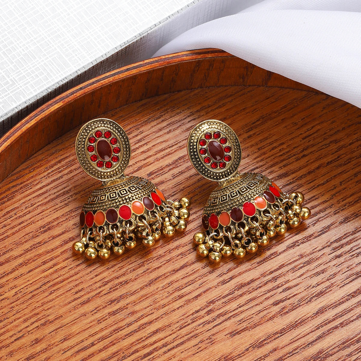 Bohemia Retro Jhumka Femmes Golden Carved Bell Tassel Earrings